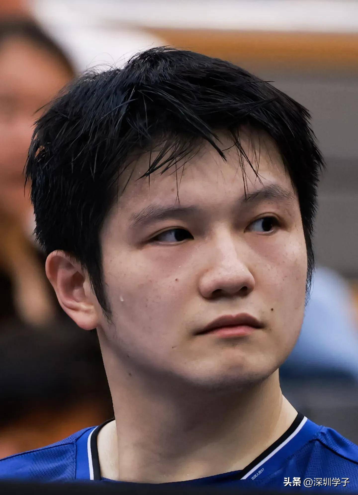 纽约尼克斯训练开放日，清晨回应争议引欢呼，德国杯在即，资深球员宣示担当的简单介绍