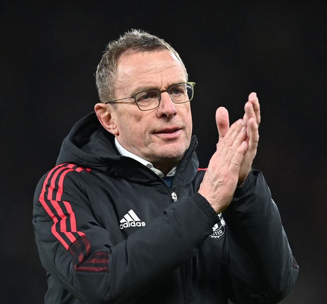 华盛顿奇才调整名单备战西甲里尔围绕欧冠豪取连胜之后，曼联围绕法甲防线松动的简单介绍